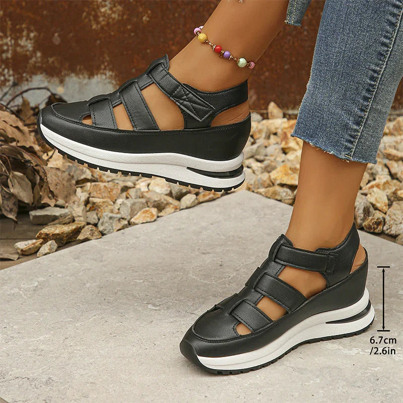 Jenny Closed-Toe Orthopedic Sandals