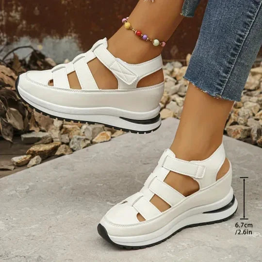 Jenny Closed-Toe Orthopedic Sandals